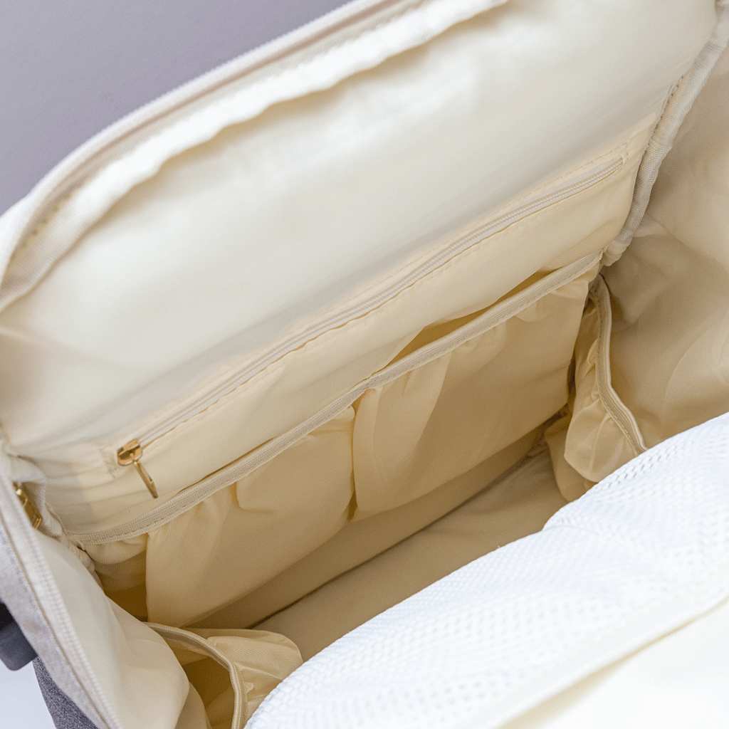 Spacious nappy bag - The internal compartment of the Sorrento nappy bag. Easy to clean and enough space for twins or toddler and new born